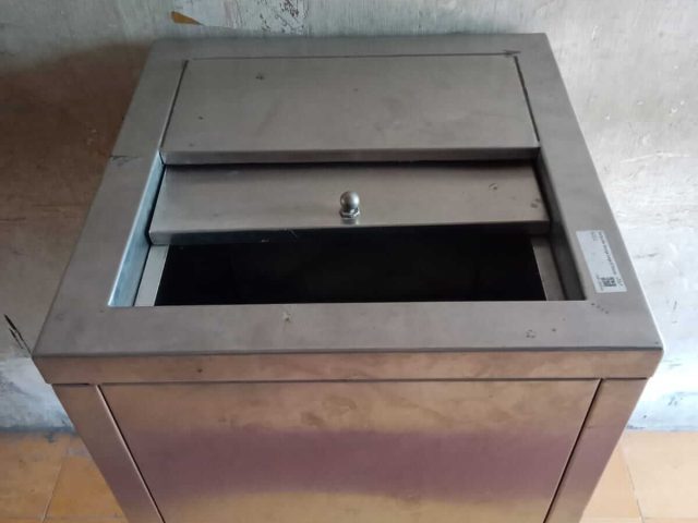 Ice Bin Standing (Bekas)