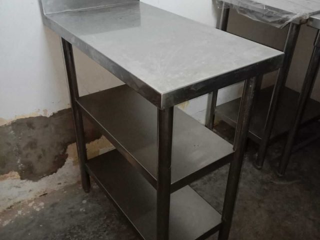 Meja Kerja Stainless 2 Rak Bawah (Lebar)